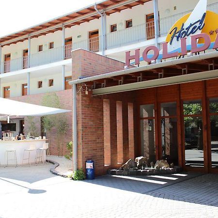 Hotel Holiday Siofok Exterior photo